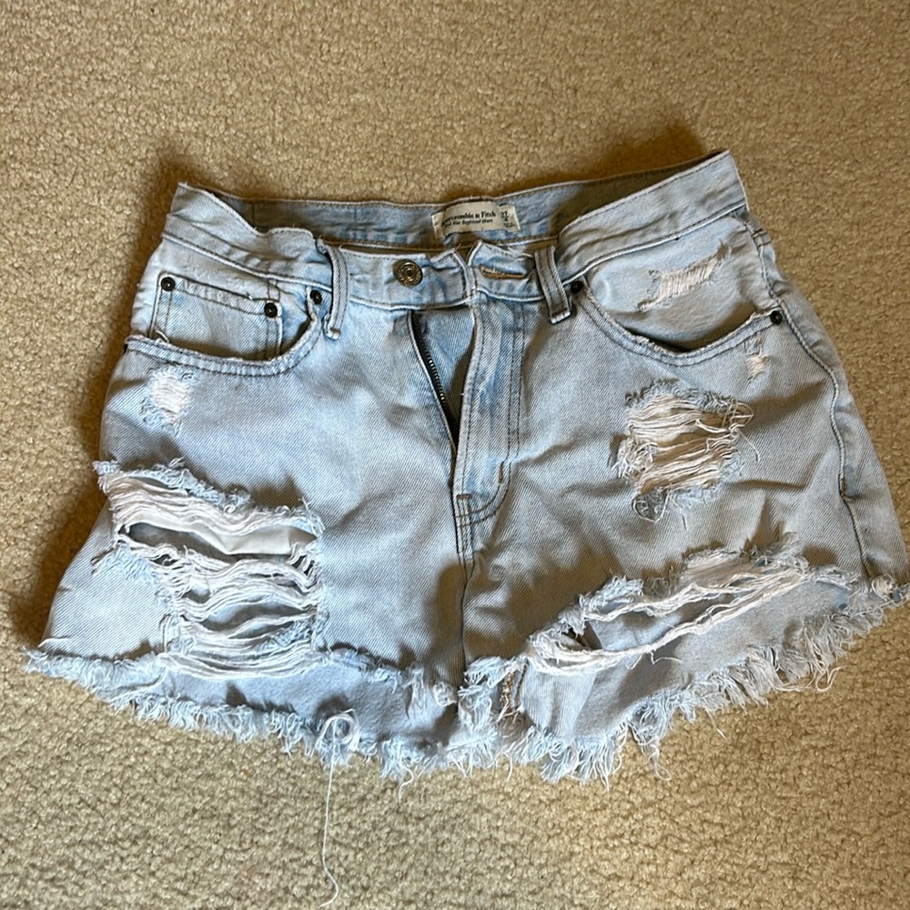 Abercrombie and Fitch Boyfriend Short (Curve Love)